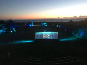 Гостиница Pacific Reef Hotel & Light Show  Голд Бич